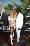 Amsterdam 25 september 2022
Premiere ticket to paradise in Tuschinski.
Carlos Lens met partner Linda Verdam