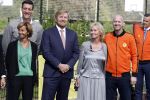 Amsterdam 21 september 2022
Koning Willem Alexander bezoekt sportdag van de Johan Cruyff foundation op de toekomst en in de Johan Cruyff Arena . Danny Cruyff Jordi Cruyff en zijn dochter Susila .