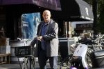 Amstetdam 4 oktober 2022
Ferdinanad Grapperhaus doet boodschappen in Amsterdam zuid