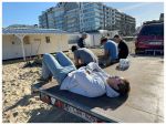 Knokke, 10 Oktober 2022 Strandtent Indi Beach einde seizoen en dus het demonteren van alles