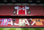 Amsterdam 21 september 2022
Koning Willem Alexander bezoekt sportdag van de Johan Cruyff foundation op de toekomst en in de Johan Cruyff Arena . Danny Cruyff Jordi Cruyff en zijn dochter Susila . Johan Cruyff shirts op tribuna