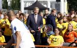 Amsterdam 21 september 2022
Koning Willem Alexander bezoekt sportdag van de Johan Cruyff foundation op de toekomst en in de Johan Cruyff Arena . Danny Cruyff Jordi Cruyff en zijn dochter Susila .