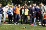 Amsterdam 21 september 2022
Koning Willem Alexander bezoekt sportdag van de Johan Cruyff foundation op de toekomst en in de Johan Cruyff Arena . Danny Cruyff Jordi Cruyff en zijn dochter Susila .