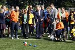 Amsterdam 21 september 2022
Koning Willem Alexander bezoekt sportdag van de Johan Cruyff foundation op de toekomst en in de Johan Cruyff Arena . Danny Cruyff Jordi Cruyff en zijn dochter Susila .