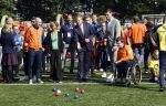 Amsterdam 21 september 2022
Koning Willem Alexander bezoekt sportdag van de Johan Cruyff foundation op de toekomst en in de Johan Cruyff Arena . Danny Cruyff Jordi Cruyff en zijn dochter Susila .