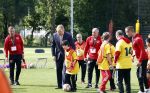 Amsterdam 21 september 2022
Koning Willem Alexander bezoekt sportdag van de Johan Cruyff foundation op de toekomst en in de Johan Cruyff Arena . Danny Cruyff Jordi Cruyff en zijn dochter Susila .