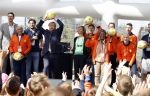 Amsterdam 21 september 2022
Koning Willem Alexander bezoekt sportdag van de Johan Cruyff foundation op de toekomst en in de Johan Cruyff Arena . Danny Cruyff Jordi Cruyff en zijn dochter Susila .