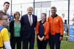 Amsterdam 21 september 2022
Koning Willem Alexander bezoekt sportdag van de Johan Cruyff foundation op de toekomst en in de Johan Cruyff Arena . Danny Cruyff Jordi Cruyff en zijn dochter Susila . Koning Willem Alexander Frank Rijkaard en Marlou van Rhijn