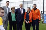 Amsterdam 21 september 2022
Koning Willem Alexander bezoekt sportdag van de Johan Cruyff foundation op de toekomst en in de Johan Cruyff Arena . Danny Cruyff Jordi Cruyff en zijn dochter Susila . Koning Willem Alexander Frank Rijkaard en Marlou van Rhijn