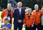 Amsterdam 21 september 2022
Koning Willem Alexander bezoekt sportdag van de Johan Cruyff foundation op de toekomst en in de Johan Cruyff Arena . Danny Cruyff Jordi Cruyff en zijn dochter Susila . Koning Willem Alexander met Ronald Koeman Jordi Cruyff en Sarina Wiegman