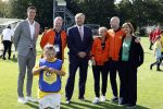 Amsterdam 21 september 2022
Koning Willem Alexander bezoekt sportdag van de Johan Cruyff foundation op de toekomst en in de Johan Cruyff Arena . Danny Cruyff Jordi Cruyff en zijn dochter Susila . Koning Willem Alexander met Ronald Koeman Jordi Cruyff en Sarina Wiegman