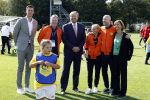 Amsterdam 21 september 2022
Koning Willem Alexander bezoekt sportdag van de Johan Cruyff foundation op de toekomst en in de Johan Cruyff Arena . Danny Cruyff Jordi Cruyff en zijn dochter Susila . Koning Willem Alexander met Ronald Koeman Jordi Cruyff en Sarina Wiegman