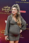Amsterdam 2 oktober 2022
Premiere de grote sinterklaasfilm gespuis in de speelgoedkluis in Tuschinski. 
Zwangere Lauren Verster met haar kinderen
