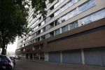 Rotterdam 4 oktober 2022
Lee Towers (Leen Huizer) en zijn vrouw Laura gaan verhuizen naar een prachtig appartement wat over de Maas en Rotterdam uitkijkt.