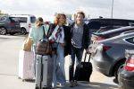 Eindhoven 8 oktober 2022
Leontien Ruiters en haar nieuwe vriend John Huiberts vertrekken samen met zijn dochter vanaf airport Eindhoven voor een vakantie naar ibiza.