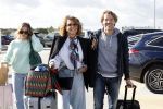 Eindhoven 8 oktober 2022
Leontien Ruiters en haar nieuwe vriend John Huiberts vertrekken samen met zijn dochter vanaf airport Eindhoven voor een vakantie naar ibiza.