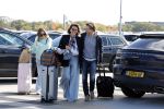Eindhoven 8 oktober 2022
Leontien Ruiters en haar nieuwe vriend John Huiberts vertrekken samen met zijn dochter vanaf airport Eindhoven voor een vakantie naar ibiza.