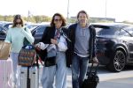 Eindhoven 8 oktober 2022
Leontien Ruiters en haar nieuwe vriend John Huiberts vertrekken samen met zijn dochter vanaf airport Eindhoven voor een vakantie naar ibiza.