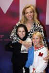 Amsterdam 30 september 2022
Premiere Misfit in Pathe arena.
De cast bestond oa uit Bettina Holwerda, Timor Steffens Senna Ramos Duncan Tromp Stefania Nienke v Dijk Anique Dreamon Kes v d Broek Ricky Naingolan Roosmarijn Wind Felice Poppeliers en Kimberley Agyarko . Loes haverkort met kinderen