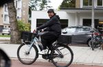 Amsterdam 20 september 2022
Mari v d Ven op de fiets in Amsterdam zuid