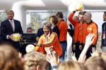 Amsterdam 21 september 2022
Koning Willem Alexander bezoekt sportdag van de Johan Cruyff foundation op de toekomst en in de Johan Cruyff Arena . Danny Cruyff Jordi Cruyff en zijn dochter Susila . Nelli Cooman