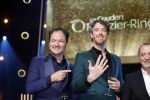 Amsterdam 6 oktober 2022
Uitreiking televizierring 2022 in carre
Niels v d Laan en Jeroen Woe met Miguel Wiels