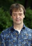 Den Dolder 23 september 2022
Peter Lusse voor zijn huis waar hij heeft gewoond. Hij gaat nu verhuizen naar ander huis