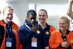 Amsterdam 21 september 2022
Koning Willem Alexander bezoekt sportdag van de Johan Cruyff foundation op de toekomst en in de Johan Cruyff Arena . Danny Cruyff Jordi Cruyff en zijn dochter Susila . Raoul Heertje