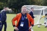 Amsterdam 21 september 2022
Koning Willem Alexander bezoekt sportdag van de Johan Cruyff foundation op de toekomst en in de Johan Cruyff Arena . Danny Cruyff Jordi Cruyff en zijn dochter Susila . Ronald Koeman