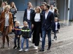 Amsterdam 2 oktober 2022
Premiere de grote sinterklaasfilm gespuis in de speelgoedkluis in Tuschinski. 
Royce de Vries met zijn vrouw Amanda de Vries