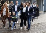Amsterdam 2 oktober 2022
Premiere de grote sinterklaasfilm gespuis in de speelgoedkluis in Tuschinski. 
Royce de Vries met zijn vrouw Amanda de Vries