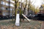 Amsterdam 12 oktober 2022
Nieuwe huis Thierry Baudet en zijn vrouw Davide Heijmans . Speeltuin in de straat