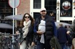 Amsterdam 1 oktober 2022
Thierry Baudet en zijn vrouw Davide Heijmans maken samen voor het eerst wandeling met hun zoontje die vorige week is geboren.