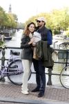 Amsterdam 1 oktober 2022
Thierry Baudet en zijn vrouw Davide Heijmans maken samen voor het eerst wandeling met hun zoontje die vorige week is geboren.