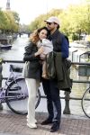 Amsterdam 1 oktober 2022
Thierry Baudet en zijn vrouw Davide Heijmans maken samen voor het eerst wandeling met hun zoontje die vorige week is geboren.