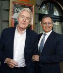 Amsterdam 31 augustus 2023
Premiere het grootste zwanenmeer ter wereld in Carre.
Andre v Duin met partner