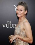 Amsterdam 11 september 2023
Premiere de Vuurlinie in Thuschinski Amsterdam . Angela Schijf draagt sieranden van Prinses Margarita