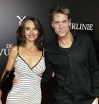 Amsterdam 11 september 2023
Premiere de Vuurlinie in Thuschinski Amsterdam . Daniel Boissevain en partner Vanessa Henneman