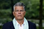 Eemnes 18 september 2023
Emile ratelband loopt tegenwoordig op blote voeten.