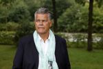 Eemnes 18 september 2023
Emile ratelband loopt tegenwoordig op blote voeten.