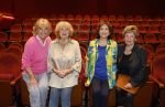 Laren 21 september 2023
Greetje Kauffeld , Tineke de Nooij , Ciska Peters en Therese Steinmetz wonen alle 4 in het Rosa Spier Huis .