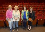 Laren 21 september 2023
Greetje Kauffeld , Tineke de Nooij , Ciska Peters en Therese Steinmetz wonen alle 4 in het Rosa Spier Huis .