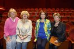 Laren 21 september 2023
Greetje Kauffeld , Tineke de Nooij , Ciska Peters en Therese Steinmetz wonen alle 4 in het Rosa Spier Huis .