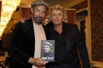 Amsterdam 25 september 2023
Boekpresentatie Hans Klok in Carre . Hans Klok samen met de schrijver van het boek Marcel Langendijk