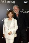 Amsterdam 11 september 2023
Premiere de Vuurlinie in Thuschinski Amsterdam .  Henriette Tol en partner Rob Snoek