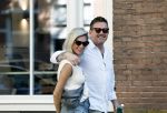 Amsterdam 8 september 2023
Johnny de Mol en zijn vrouw Anouk de Mol  op straat in Amsterdam zuid.
