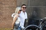 Amsterdam 8 september 2023
Johnny de Mol en zijn vrouw Anouk de Mol  op straat in Amsterdam zuid.