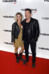 Amsterdam 25 september 2023
Premiere Kane in Tuschinski. Johnny de Mol en zijn  vrouw Anouk de Mol