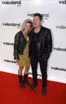 Amsterdam 25 september 2023
Premiere Kane in Tuschinski. Johnny de Mol en zijn  vrouw Anouk de Mol
