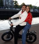 Amsterdam 31 augustus 2023
Lizzy v d Ligt en Yuki op een fatbike.
